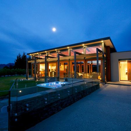 Mt Gold Retreat - Sleeps 8 - Spa Pool - Tennis Court 와나카 외부 사진